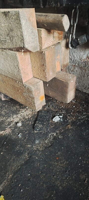 Elbląg Sprzedam beli 6x12 2.5m długie.