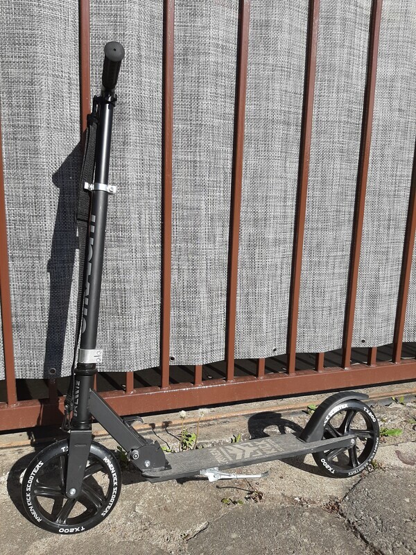 Elbląg Hulajnoga Raven Straight Black Silver 200mm