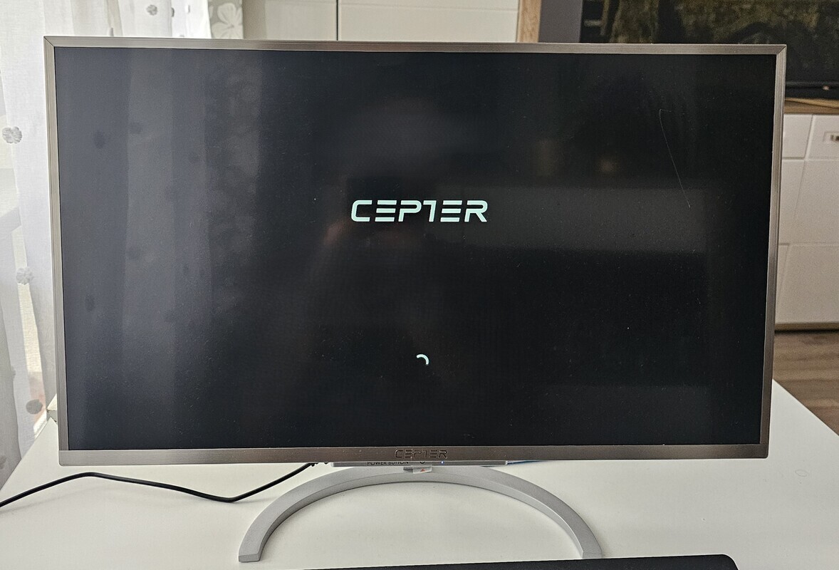 Elbląg Sprzedam Komputer typu All in one AiO Cepter 24
Używany, posiada nieliczne oznaki używania.
Usterka to rysa na