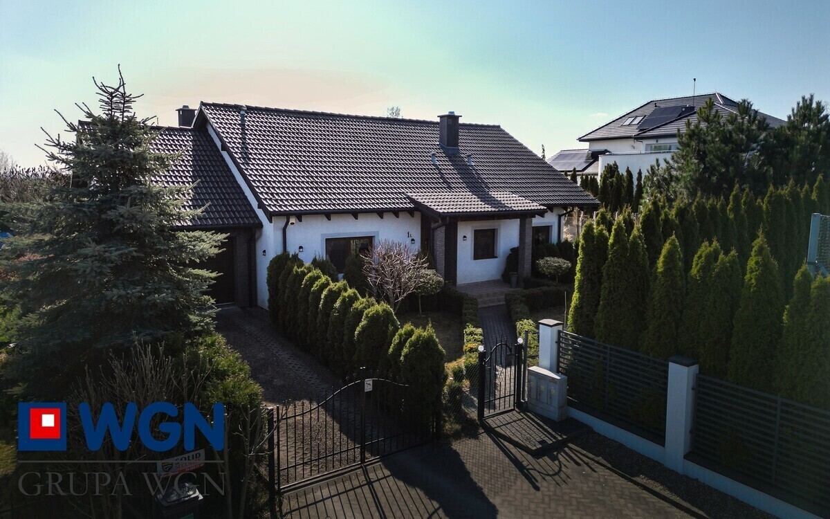 Elbląg Komfortowy dom 160 m&sup2; z ogrodem, Komorowo Żuławskie, tylko 10 km od ElblągaWGN Nieruchomości Oddział