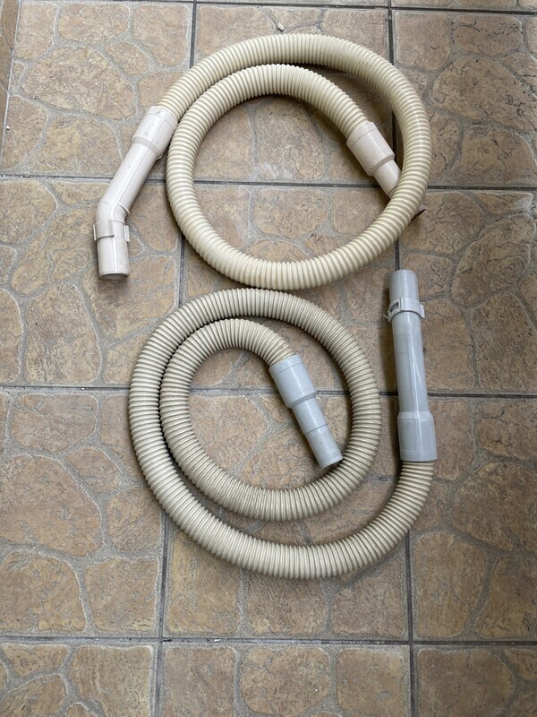 Elbląg Sprzedam nowy wąż do odkurzacza.
Cena do negocjacji.