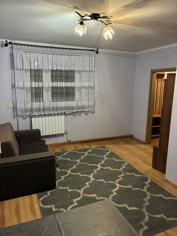 Elbląg wynajmę kawalerkę w dom jedno rodziny, osobne wejście, parking przy posesji, (bez zwierząt), kont. tel. 