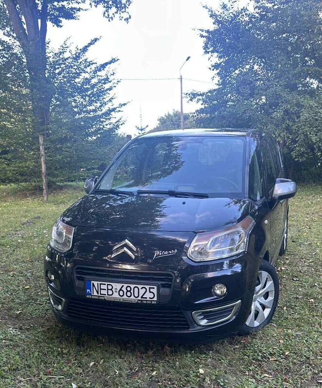 Elbląg SPRZEDAM 7500 PLN
Na sprzedaż Citroën C3 Picasso z 2009 roku, wyposażony w oszczędny silnik diesla.