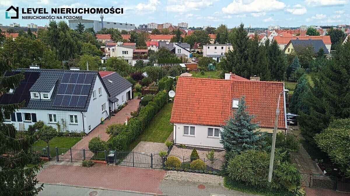 Elbląg LEVEL NIERUCHOMOŚCI Dom w mieście z dużą działką ul. Idzikowskiego NIERUCHOMOŚCI NA