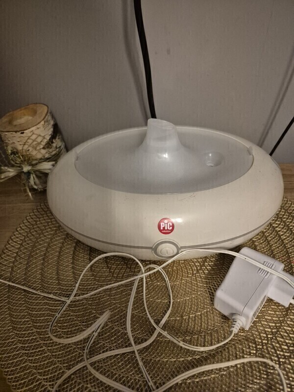 Elbląg PicSolution Cold Stone Nawilżacz powietrza
Technologia ultradźwiękowa: bardzo cichy, emituje chłodną parę - nie