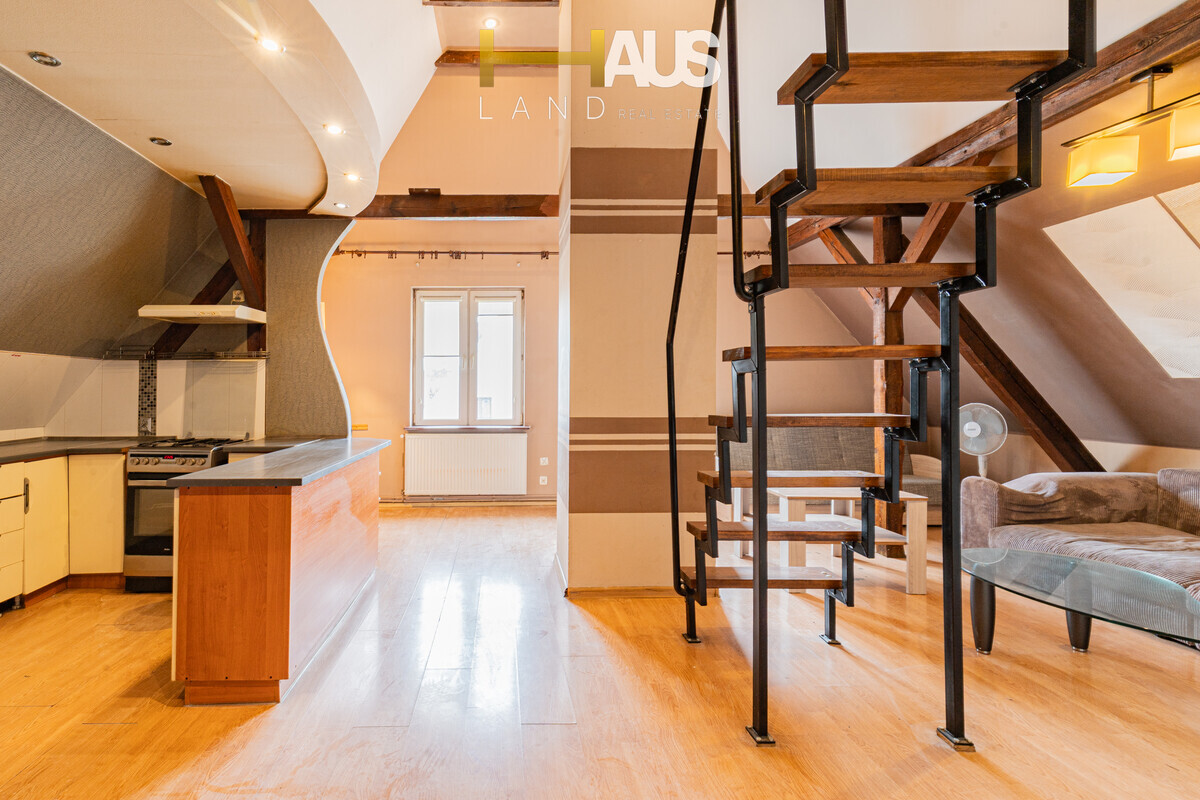 Elbląg DZIEŃ OTWARTY 14.03.2026r (SOBOTA)ELBLĄG, UL. RECHNIEWSKIEGO&nbsp; 3 POKOJE + ANTRESOLA&nbsp; POWIERZCHNIA 69,1