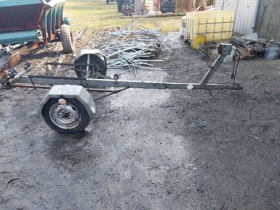 Elbląg Sprzedam przyczepę pod-łodziową bez prawa rejestracji. 
Cena: 1200 zł
Proszę o kontakt telefoniczny.