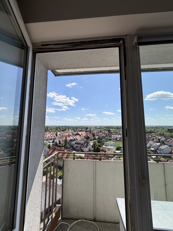 Elbląg Wynajmę kawalerkę 33m z balkonem, wieżowiec na Zatorzu, piękny widok na Nową Holandię i cudowną przyrodę.