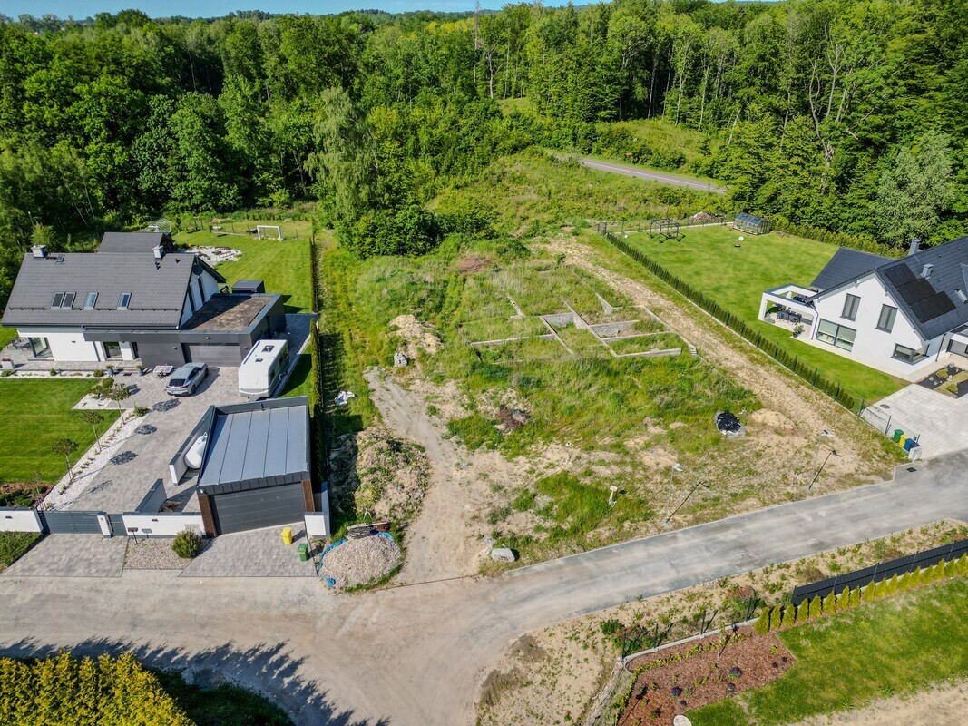Elbląg NIERUCHOMOŚCI ANNA KRASZEWSKA&nbsp; Działka pod zabudowę jednorodzinną w Krasnym Lesie&nbsp; ul. Lema&nbsp;