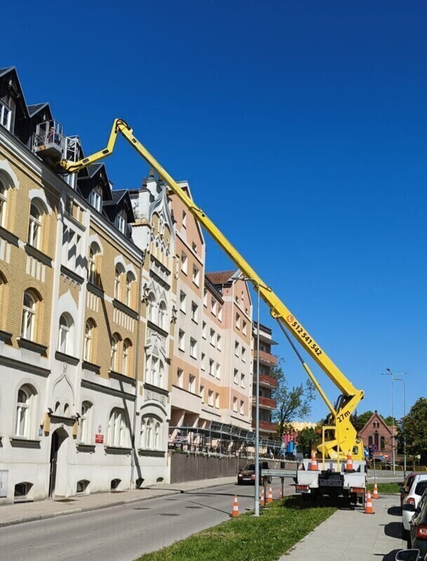 Elbląg &bull; usługi podnośnikowe - wynajem podnośnika koszowego 27m
&bull; wycinka, pielęgnacja drzew i krzewów