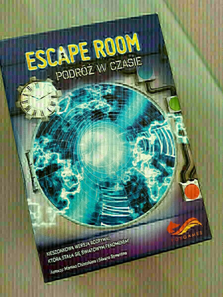 Elbląg - Gra logiczna Escape Room -
Nigdy w nią nie zagrałam. Rozpakowałam z folii, przejrzałam niektóre karty (stąd