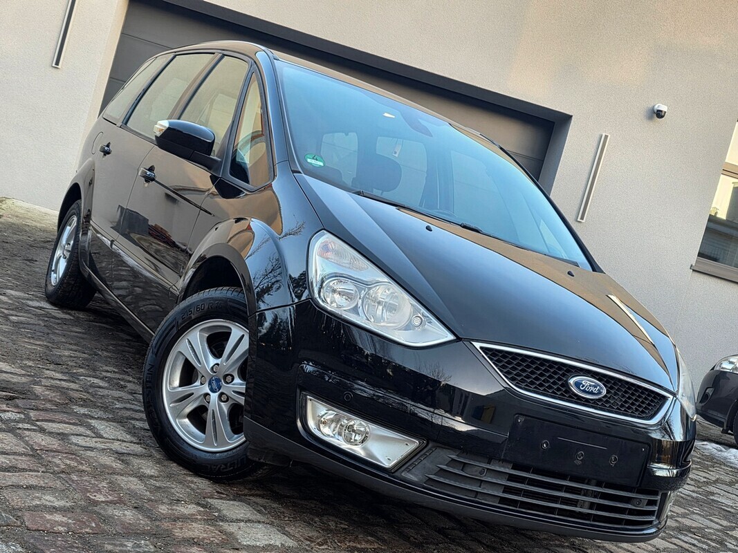 Elbląg Ford Galaxy 2.0benz 140KMPo pełnym serwisieKlimatronic**grzane fotele**7-osobowy**HAK*2xPDCSprowadzony2010