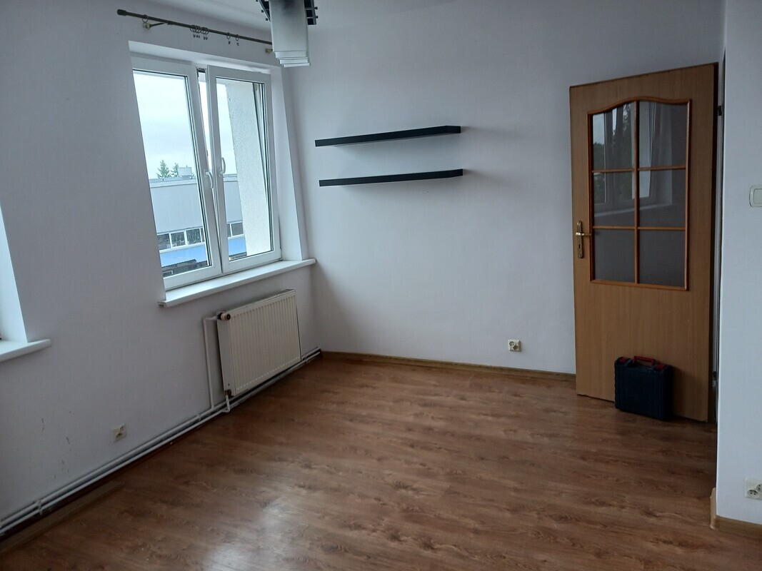 Elbląg Ogłoszenie prywatne:&nbsp; Sprzedam mieszkanie położone w Elblągu przy ul Grunwaldzkiej na 2 piętrze o