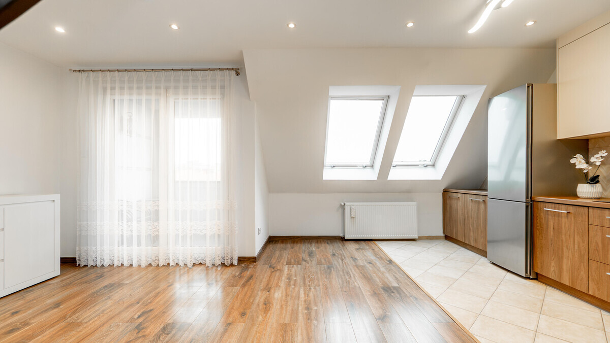 Elbląg TO MY SPRZEDAJEMYNIERUCHOMOŚCI W TYM MIEŚCIEBIURO NIERUCHOMOŚCIAMERICAN HOMEFOR SALE - 3 POKOJE -