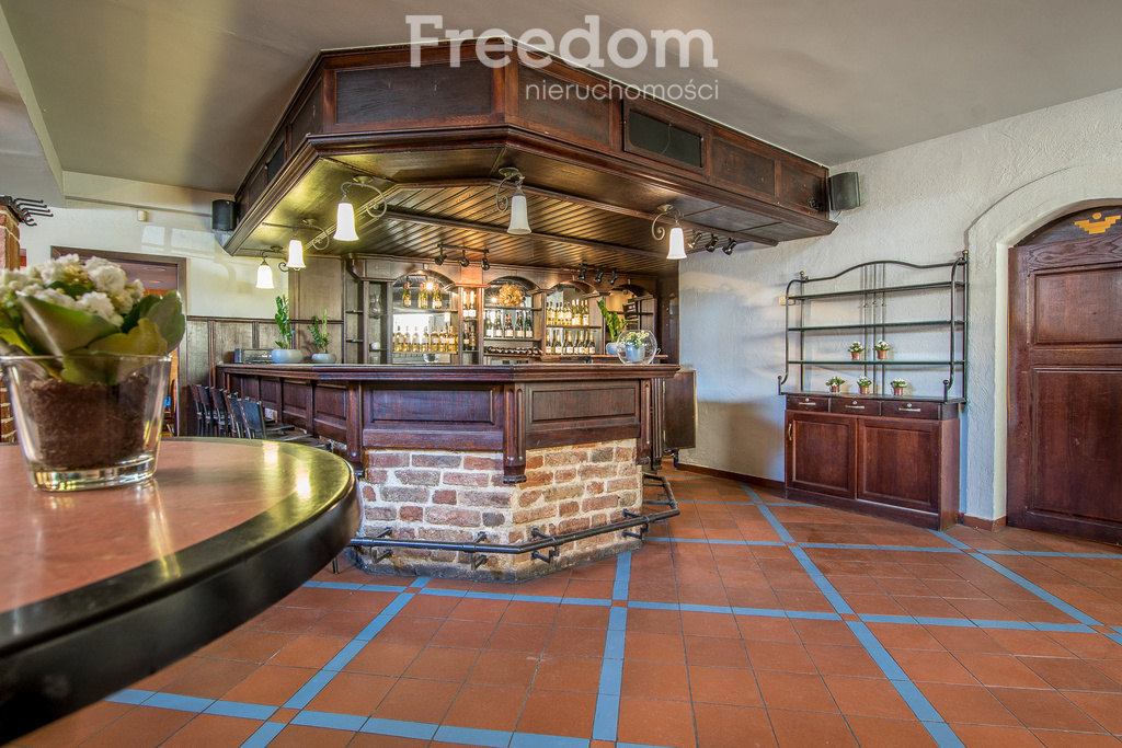 Elbląg FREEDOM NIERUCHOMOŚCISprzedam lokal użytkowy - Elbląg, Stary Rynek. Wyjątkowy lokal inwestycyjny przy