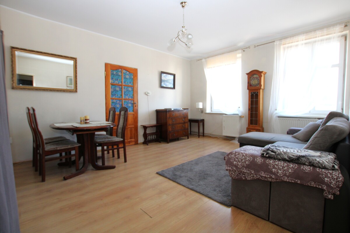 Elbląg NIERUCHOMOŚCI ANNA KRASZEWSKA&nbsp; Mieszkanie do wynajęcia na I piętrze&nbsp; ul. Fabryczna