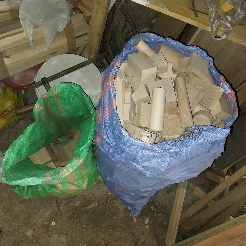 Elbląg Sprzedam drewno bukowe do wędzenia worek około 50kg. drewno jest suche plus pół worka drewna dębowego gratis.