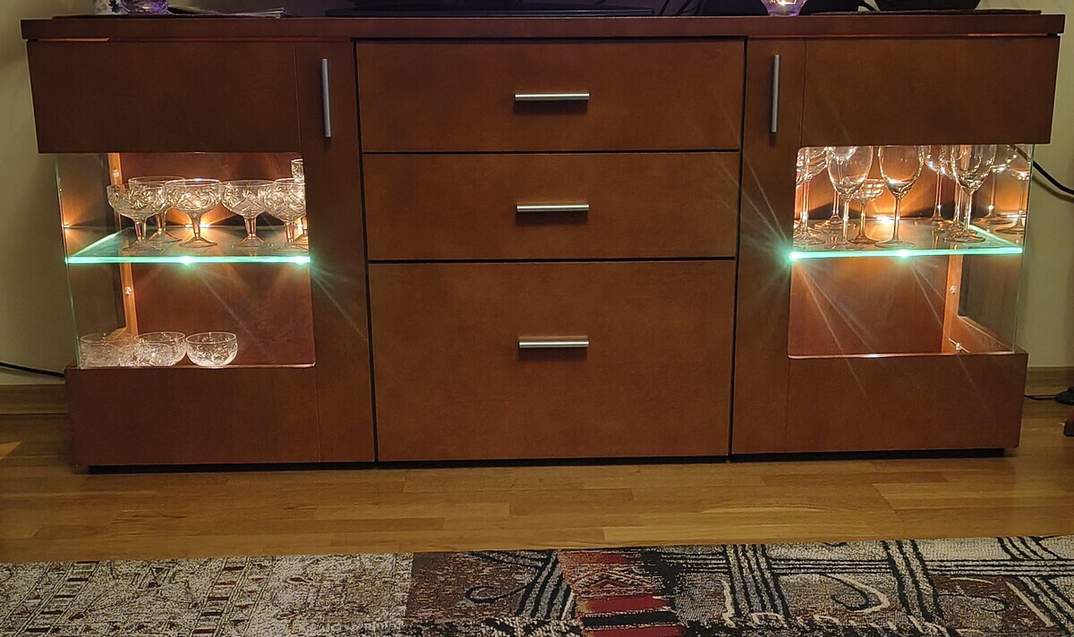 Elbląg Sprzedam meble:Komoda +witryna+stół. cena za wszystko