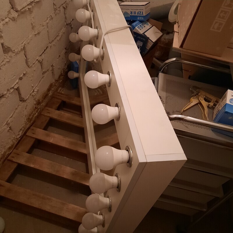 Elbląg Sprzedam lustro do makijażu, wymiary 120x70x12cm