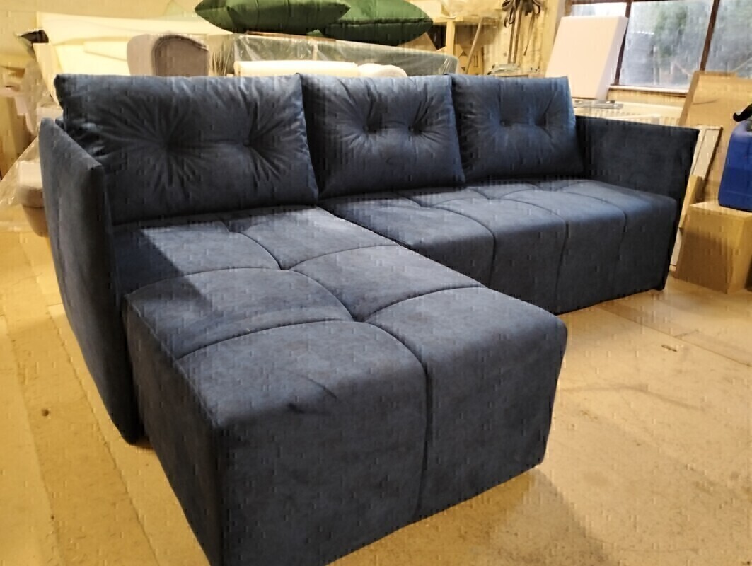 Elbląg ZATRUDNIE&nbsp; - TAPICERA MEBLOWEGO&nbsp; - Osobe do wykroju i&nbsp; &nbsp; DO SZYCIA TAPICERKIdobre warunki