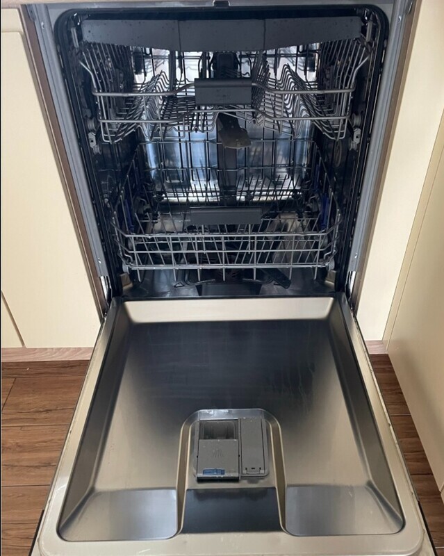 Elbląg Witam mam do sprzedania zmywarkę firmy Beko 60 cm szerokości, wszystko działa kompletna za 400 zł. Cena może