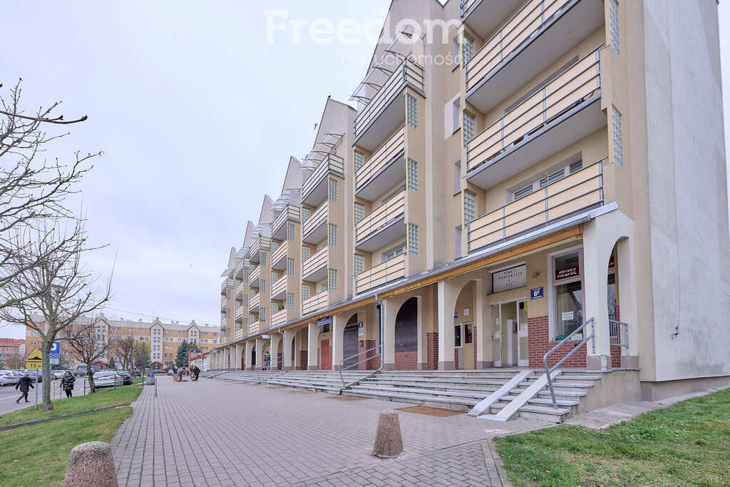 Elbląg FREEDOM NIERUCHOMOŚCISprzedam lokal użytkowy - Elbląg, Józefa Chełmońskiego. Lokal znajduje się w budynku