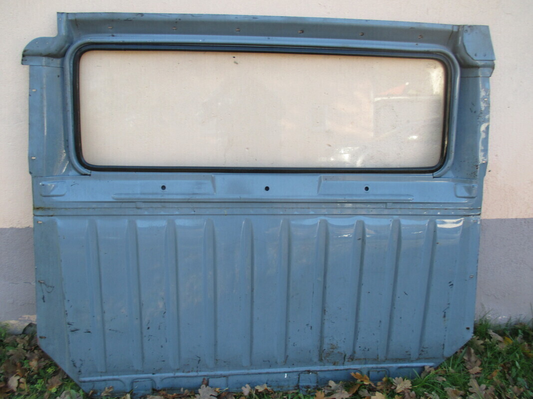 Elbląg Sprzedam&nbsp; Ściana grodziowa&nbsp; z szybą do samochodu dostawczego /bus/. wymiary:163cm szerokość, 134cm