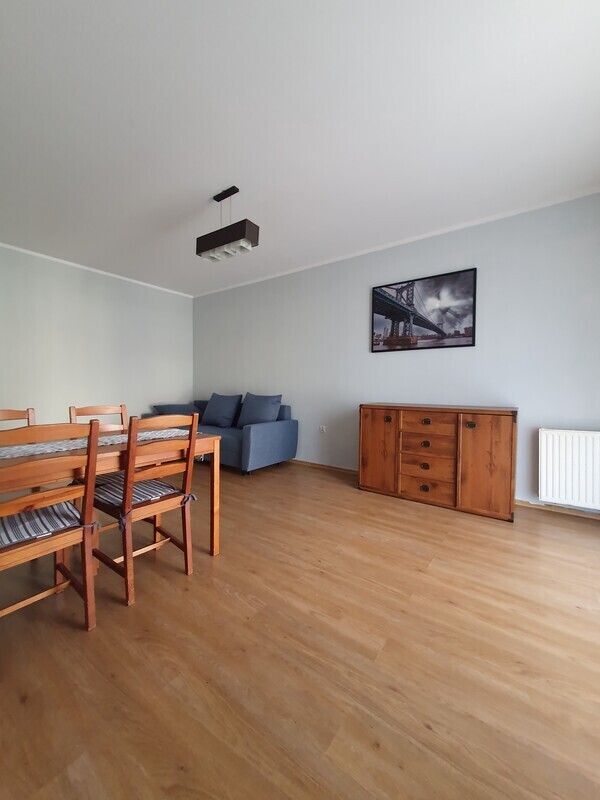 Elbląg Wynajmę mieszkanie jednopokojowe w centrum Elbląga o powierzchni 32m2.