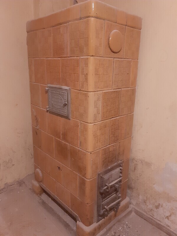 Elbląg Oddam 2 piece do rozbiórki. Wymiary 180x90x55 i 195x87x55.Do zabrania do 7 marca, później idą do wyburzenia.