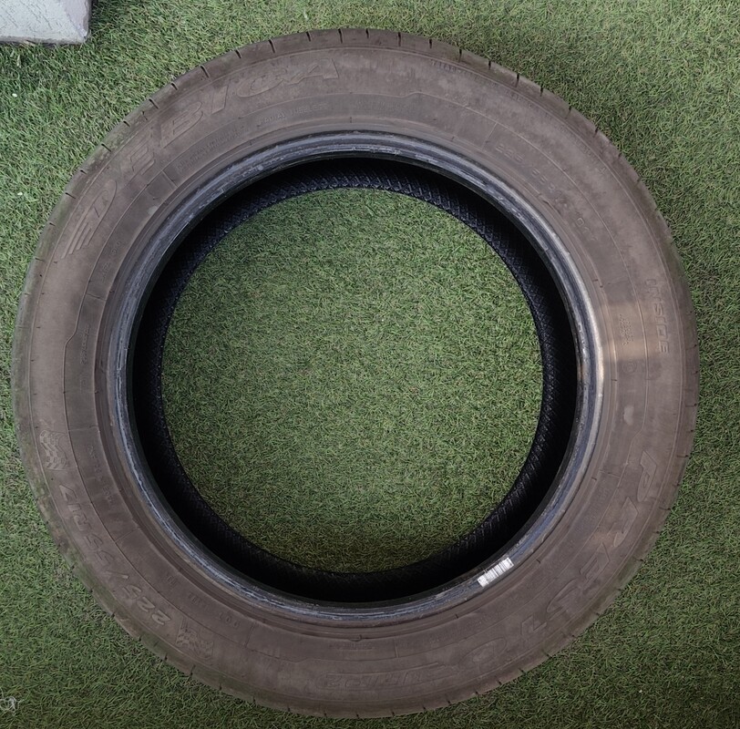 Elbląg Opony Dębica Presto 225 /55 /17
Sprzedam opony Dębica z 2024 roku, używane 1 sezon. 
Cena za komplet
Polecam