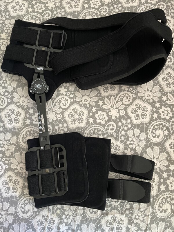 Elbląg Sprzedam ortezę biodra prawego. 
Cena do negocjacji.