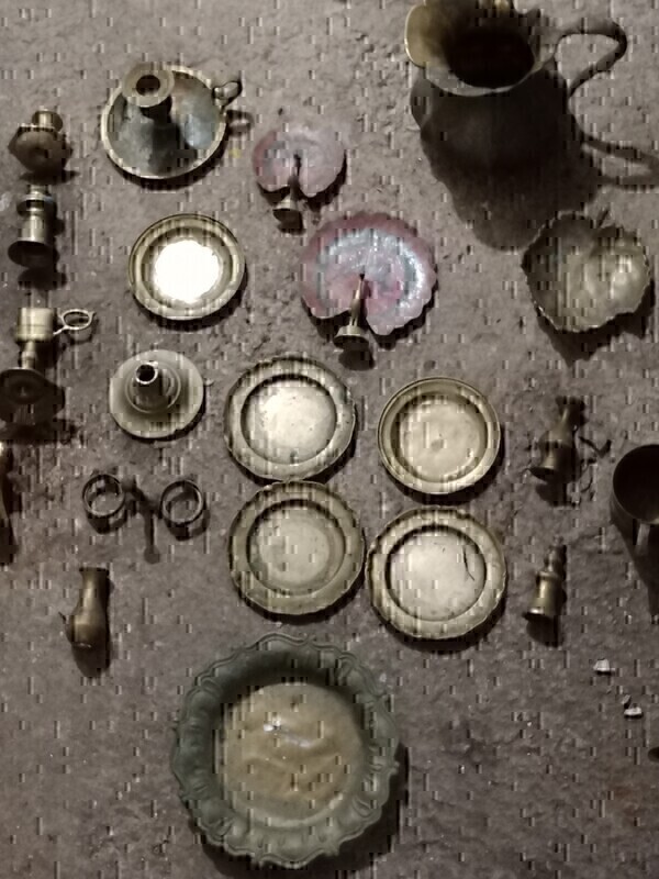 Elbląg Sprzedam różne rzeczy z mosiądzu. Cena do uzgodnienia, proszę o propozycje cenowe w wiadomości. Powinniśmy się