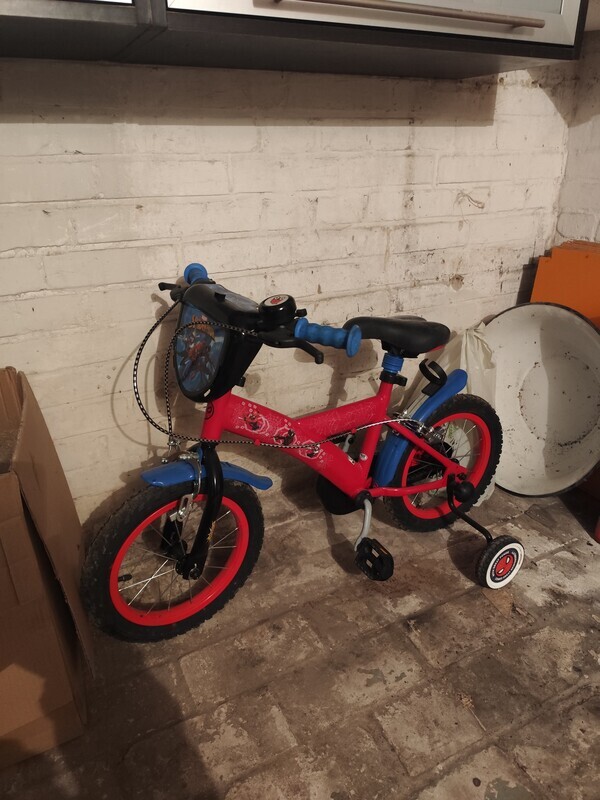 Elbląg Mam do sprzedania rowerek dla dziecka. Stan bardzo dobry tylko do przetarcia bo stoi w piwnicy. Wszystko działa