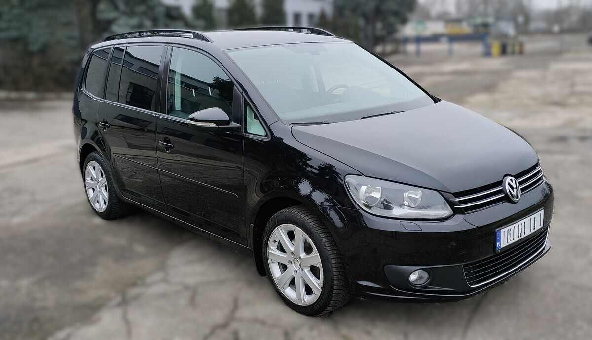 Elbląg Volkswagen Touran 1.6TDI 105km 2011r. - minivan 5-osobowy, bardzo funkcjonalny i wygodny.