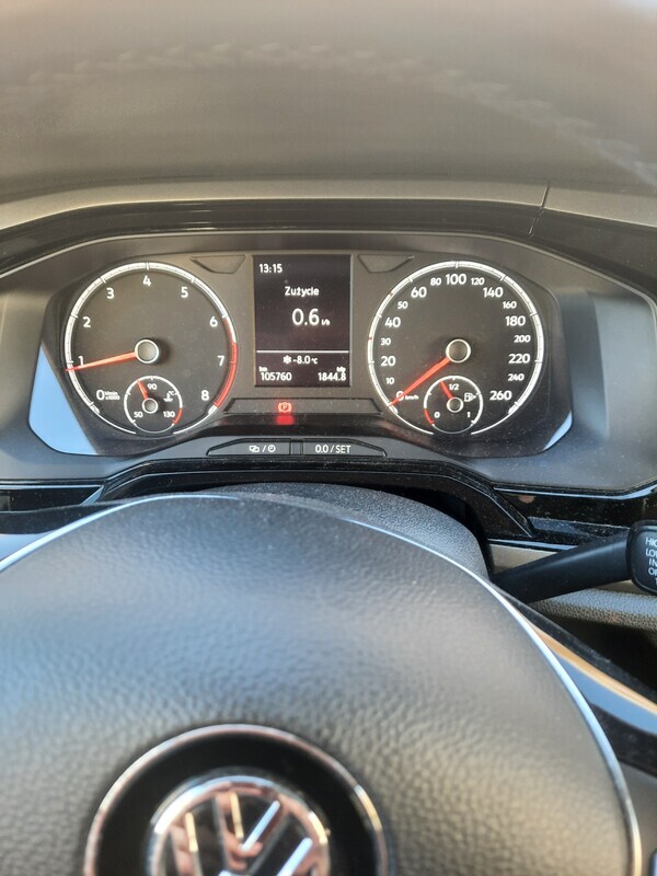 Elbląg Sprzedam Volkswagen Polo VI (rocznik 2018) kolor biały metalizowany, z silnikiem 1.0 MPI (80 KM), z 5-biegową