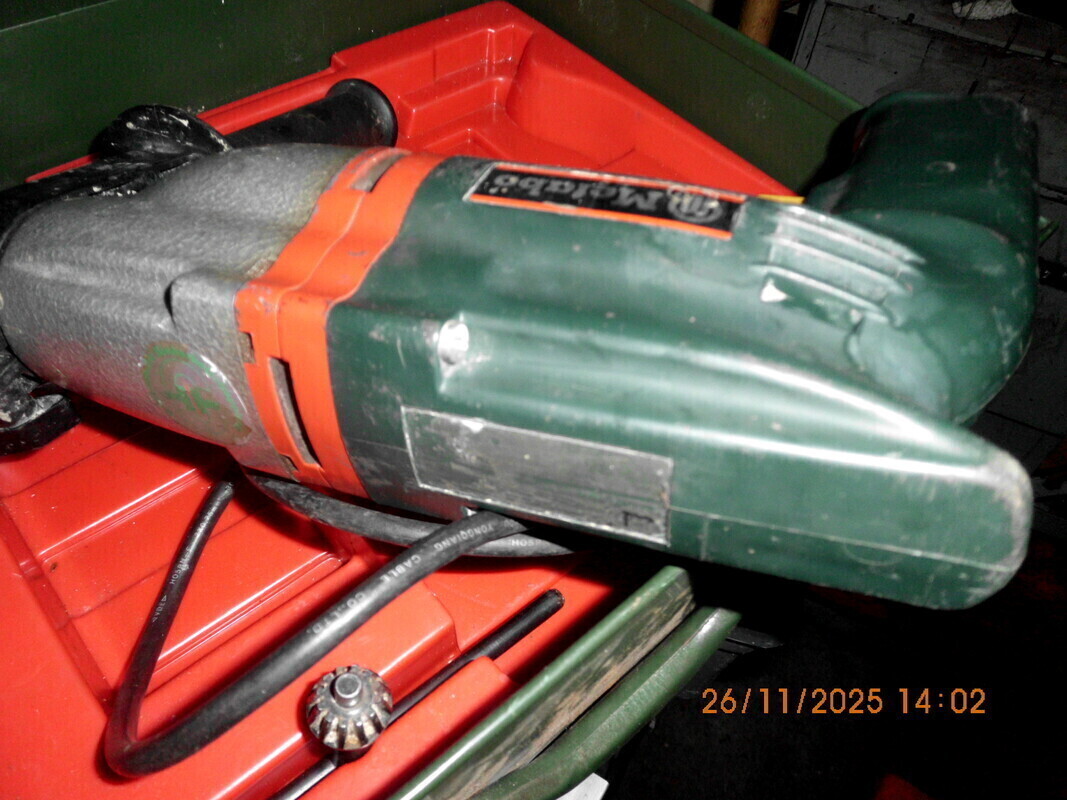 Elbląg Witam sprzedam Metabo EDV1000 o mocy 1000w. Sprzęt jest w sprawny i był używany sporadycznie w domu. Posiada