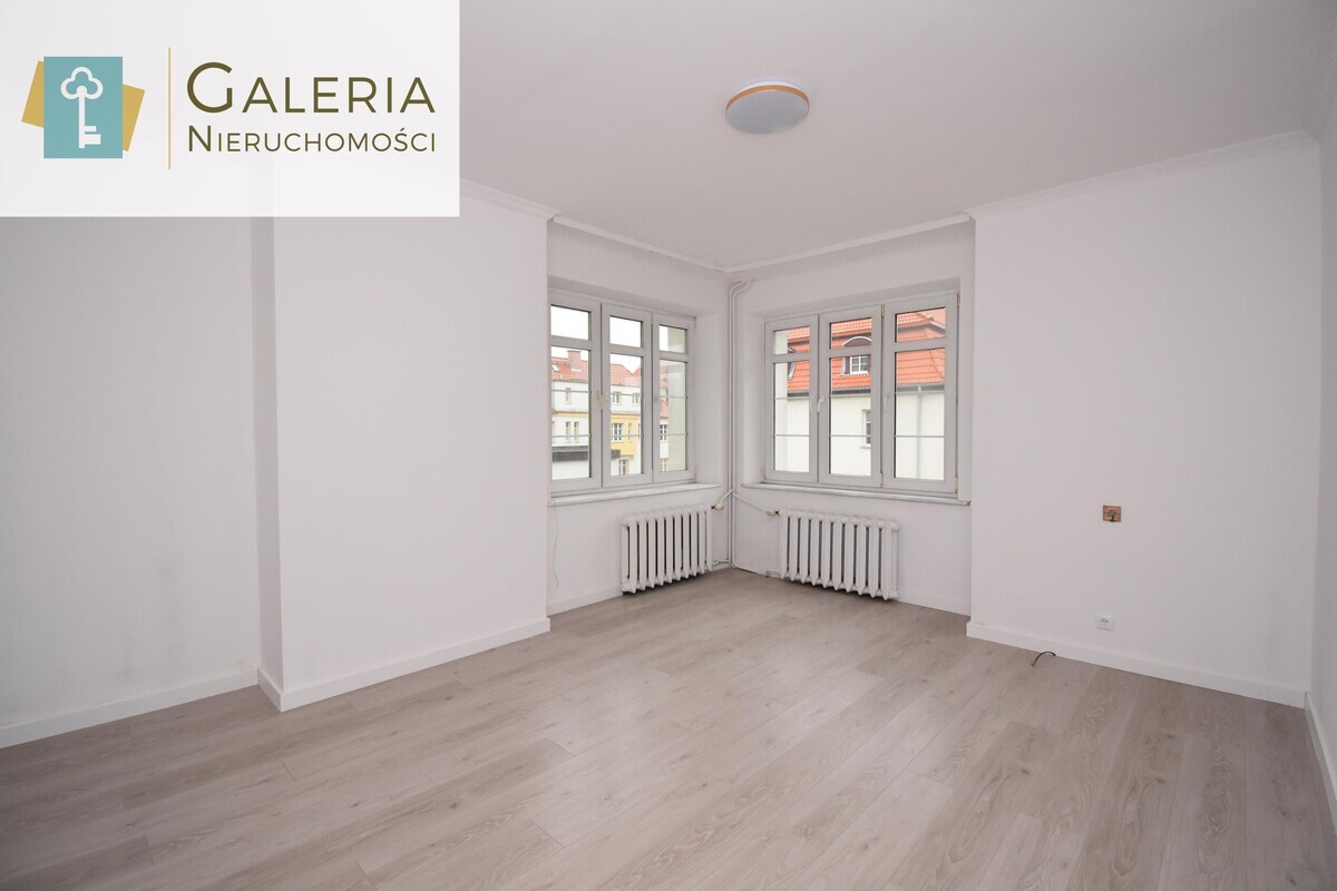 Elbląg GALERIA NIERUCHOMOŚCIZ pasji i miłości do nieruchomościNa sprzedaż: Słoneczne dwupokojowe mieszkanie | centrum
