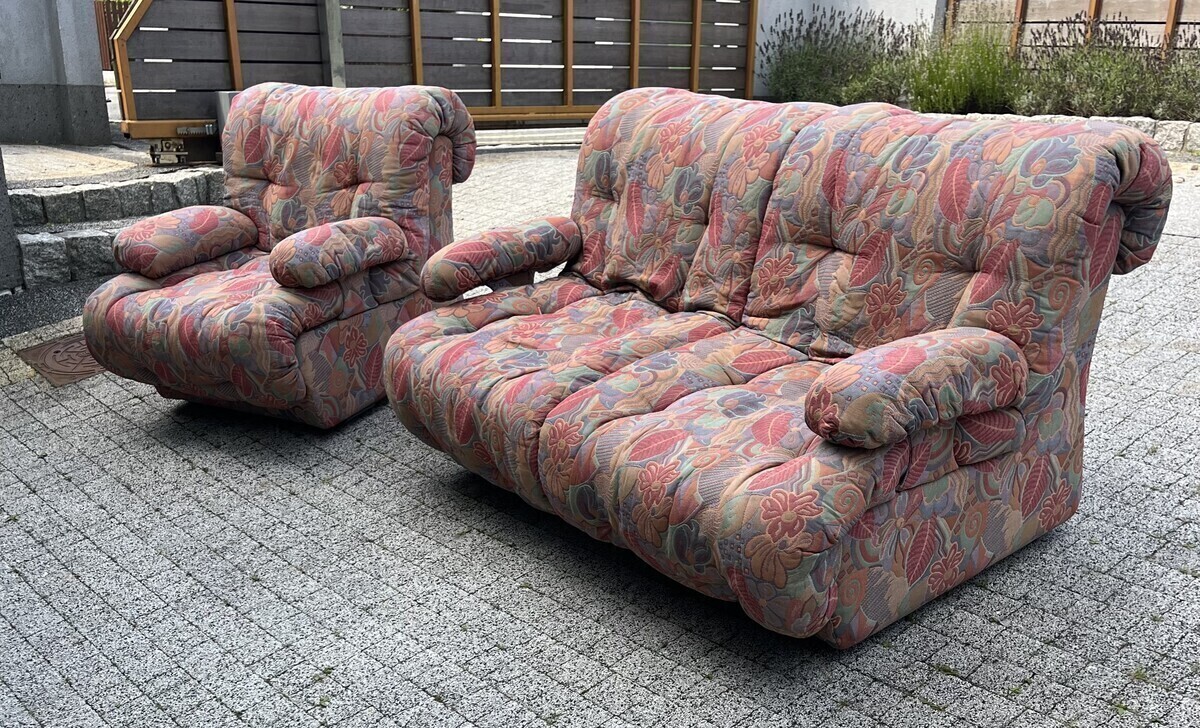Elbląg Do oddania dwuosobowa sofa i fotel.
Meble są używane.
Zainteresowanych proszę o kontakt.
Odbiór z garażu w