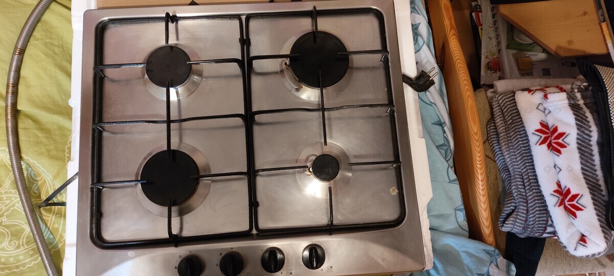 Elbląg oddam płytę gazową  4-palnikowa za paczkę kawy ziarnistej