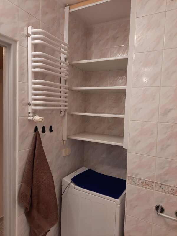 Elbląg 🏡 Do wynajęcia duża, przestronna kawalerka (36m2) z balkonem! 🌟