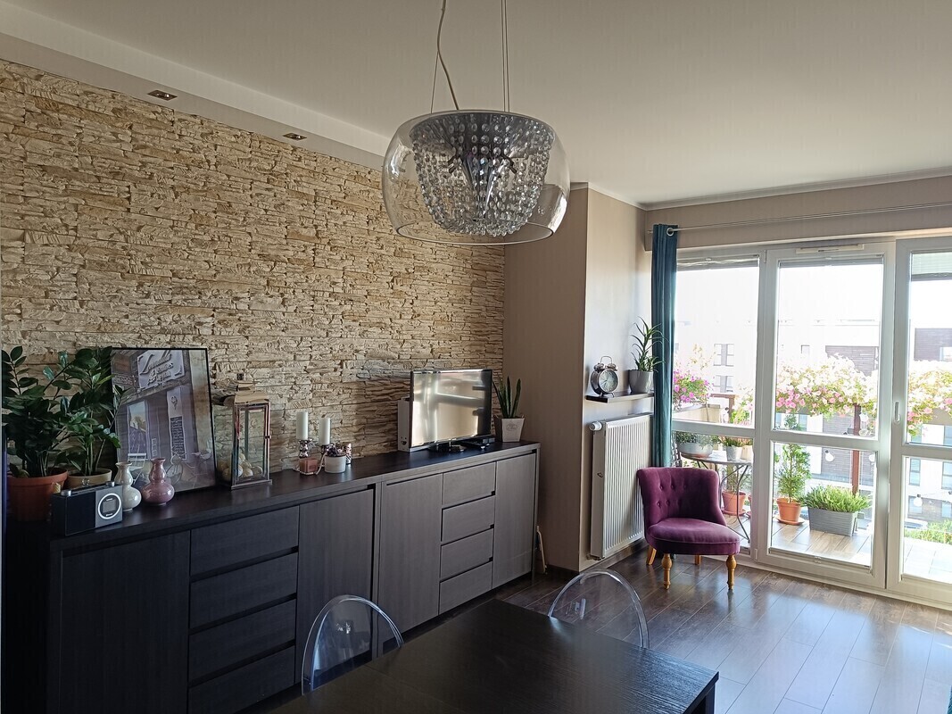 Elbląg MIESZKANIE NA SPRZEDAŻ
OSIEDLE LAWENDOWE WZGÓRZE, ULICA BRONIEWSKIEGO W ELBLĄGU
2 POKOJE (SYPIALNIA PLUS SALON