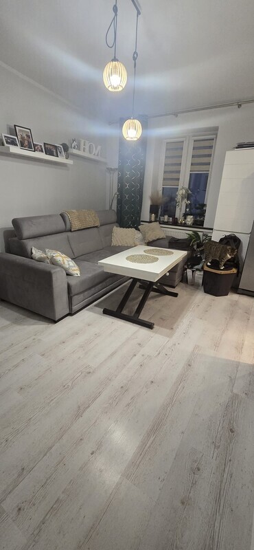 Elbląg Wynajmę komuś za 1900 zł + czynsz
Mieszkanie 2 pokoje, 1 piętro, parking przy posesji, (bez zwierząt)