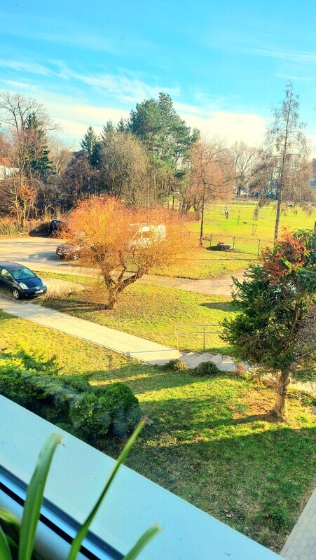 Elbląg ASNYKA  PRZY PARKU  CICHA I ZIELONA OKOLICA
BALKON. 
 1.PIETRO   
CENTRALNE I WODA Z MIASTA
DUZA PIWNICA  PONAD