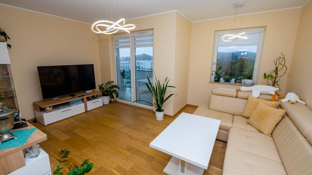 Elbląg * * * ABC NIERUCHOMOŚCI * * *POLECAMY !! PRZESTRONNY APARTAMENT Z 2 TARASAMI !!4 pokoje o