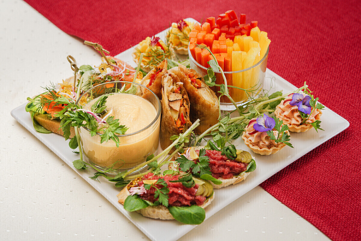 Elbląg Hotel Młyn w Elblągu zatrudni kelnerkę/kelnera - obsługa śniadań, konferencji. 