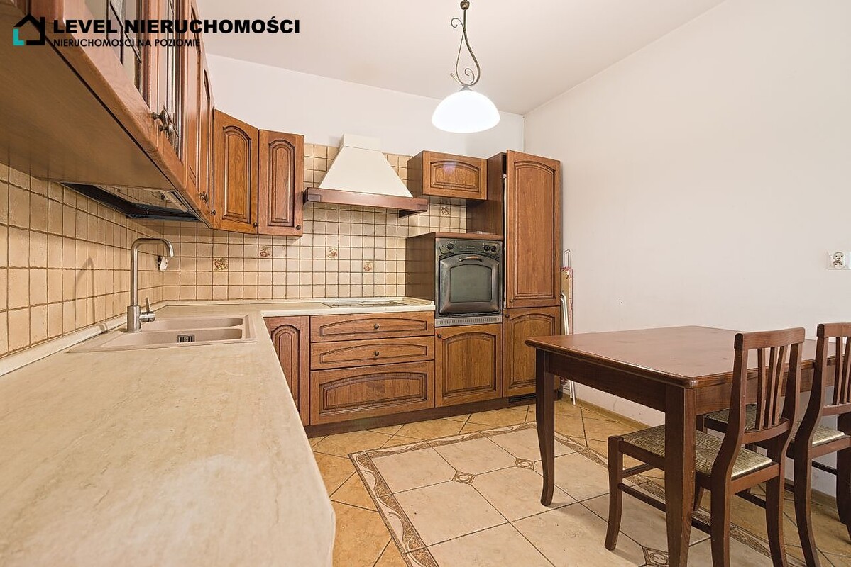 Elbląg LEVEL NIERUCHOMOŚCI Dwupokojowe mieszkanie na starówceul. Rzeżnicka NIERUCHOMOŚCI NA POZIOMIE