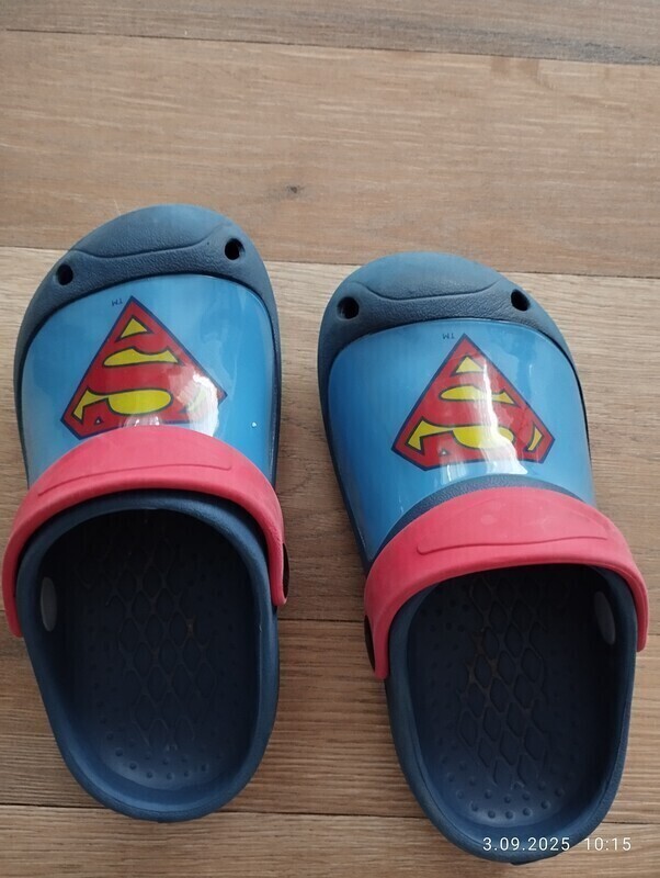 Elbląg Sprzedam 3 pary kroksów chłopięcych rozmiar 26.Cena za parę 20 zł, za wszystkie trzy 50