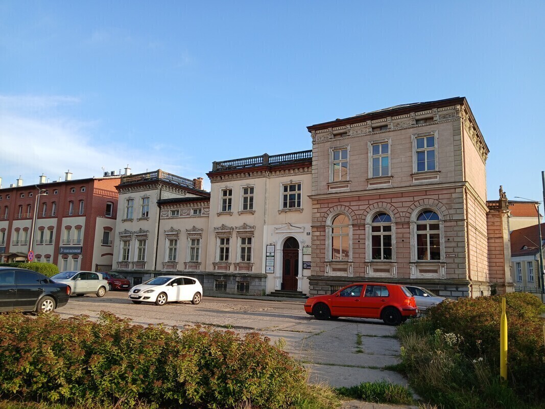 Elbląg PAŁACYK ZACISZE - zabytkowy, klimatyczny budynek w centrum miasta - kompleksowe rozwiązanie dla Twojej firmy!-