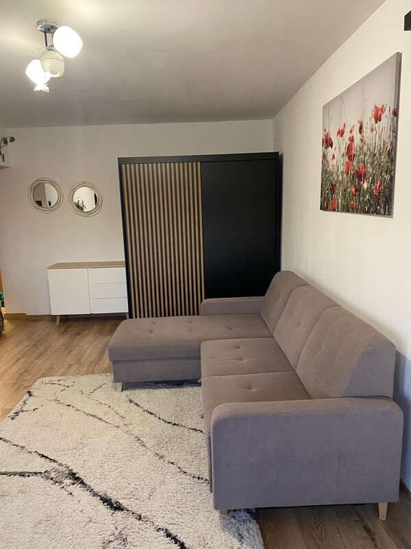 Elbląg Wynajem kawalerkiWynajmę dużą kawalerkę w centrum w pełni wyposażoną na ul. Robotniczej