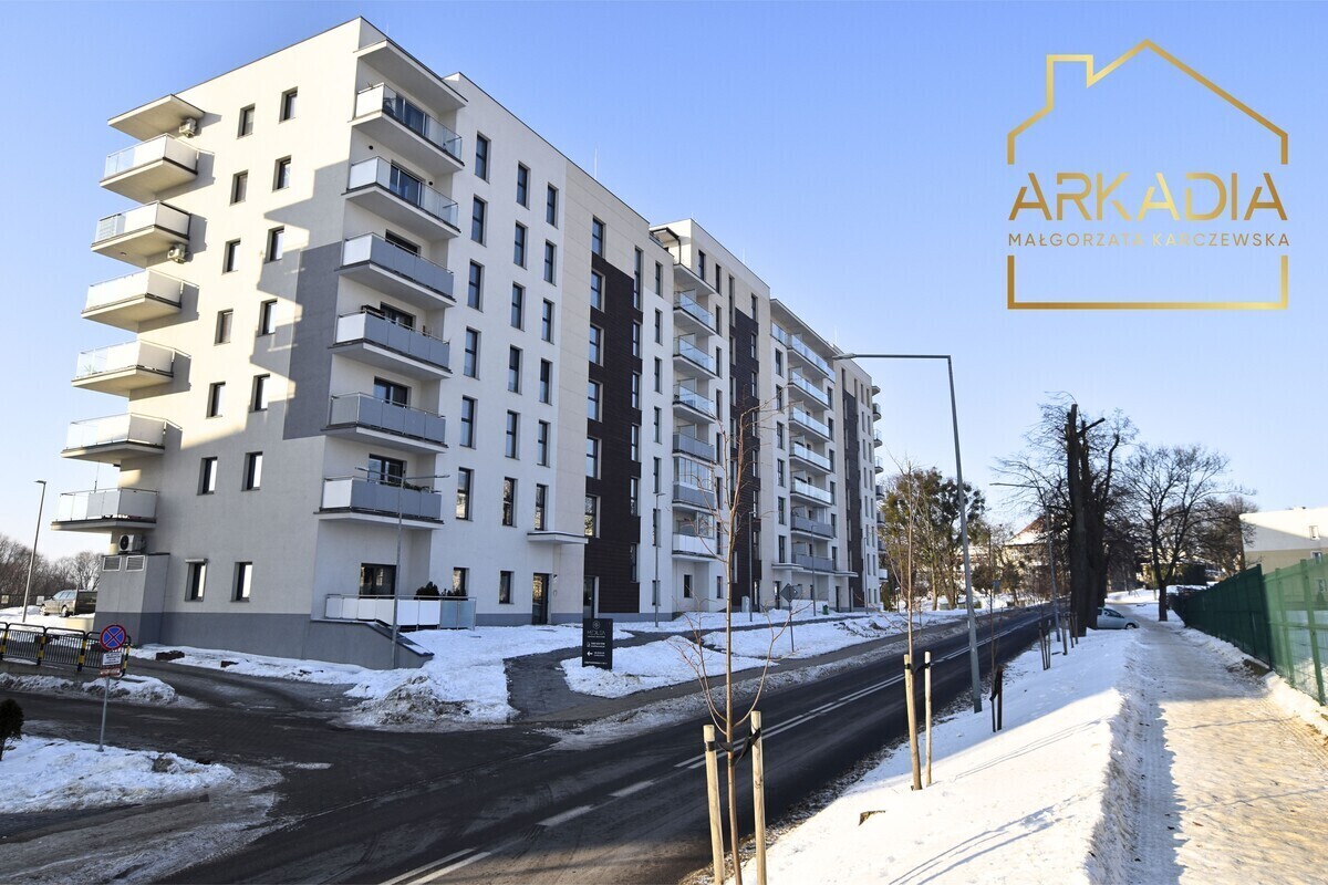 Elbląg :: Biuro nieruchomości ARKADIA ::Mieszkanie o wysokim standardzie ul. Częstochowska (Korona II)Piętro: